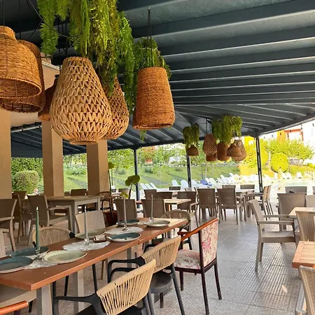 Sea View Marina View - דירה סבטי ולאס